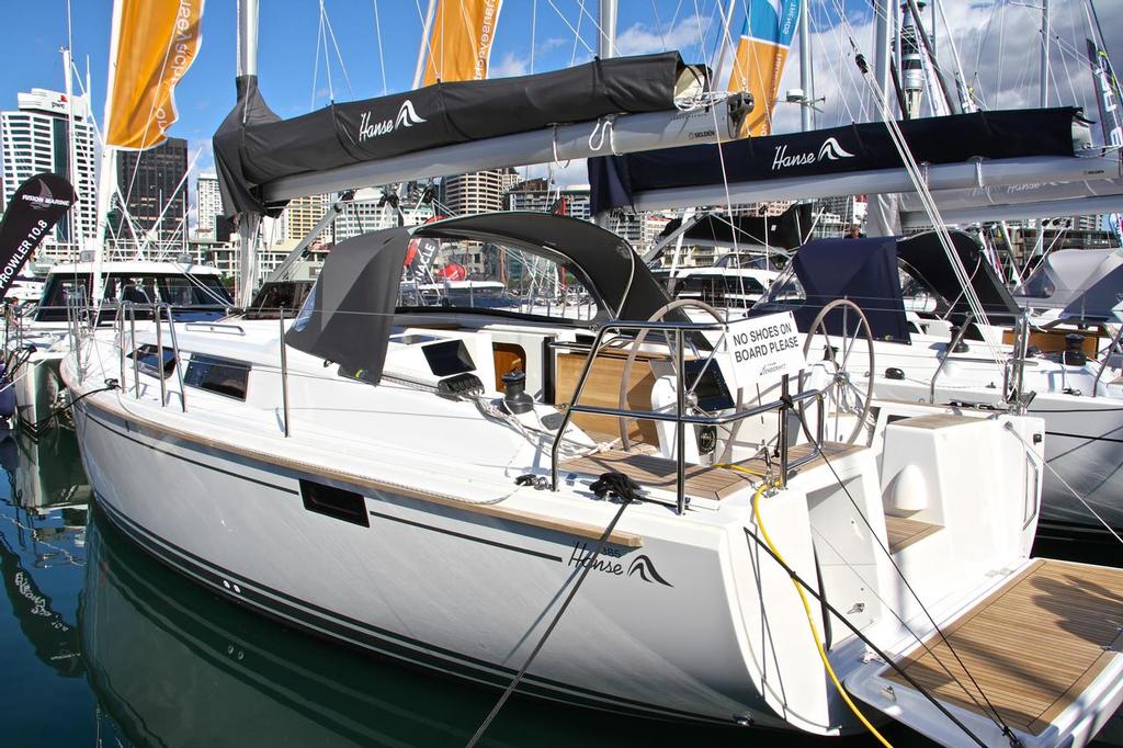 - - Auckland On the Water Boat Show - 2015 © Richard Gladwell www.photosport.co.nz